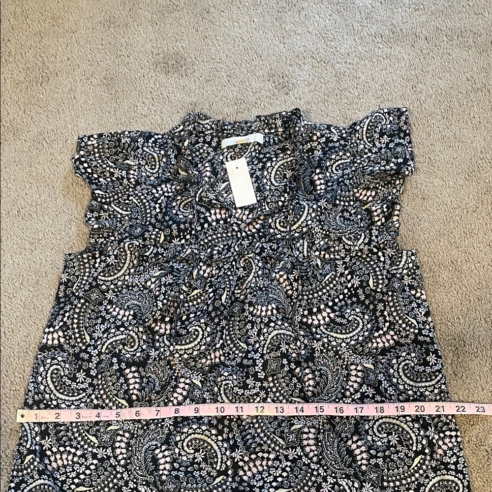 LOFT Women's Top with Black and Pink Paisley Design Medium NWT - Picture 9 of 10